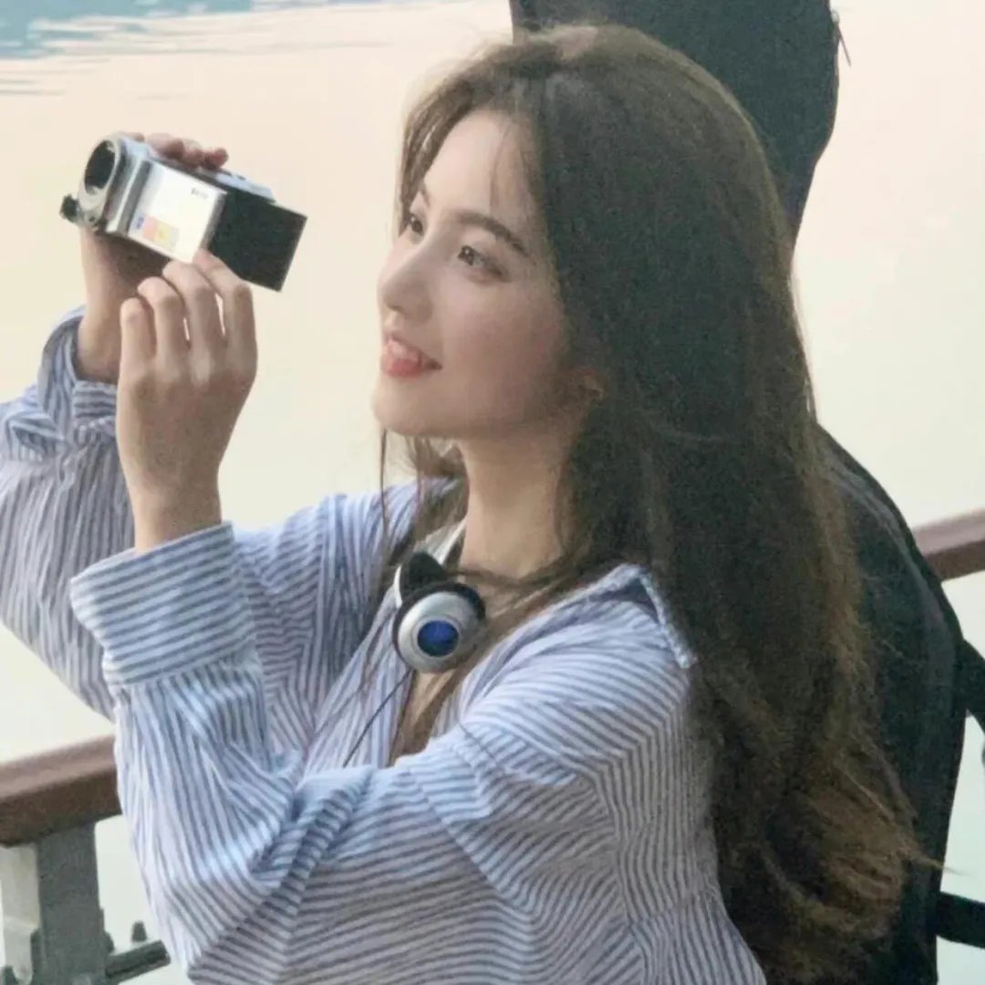 弗兰基与爱丽丝